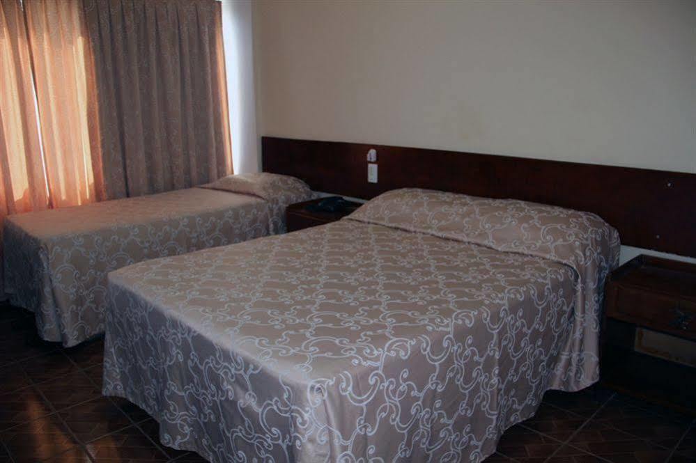Hotel Manaos ภายนอก รูปภาพ